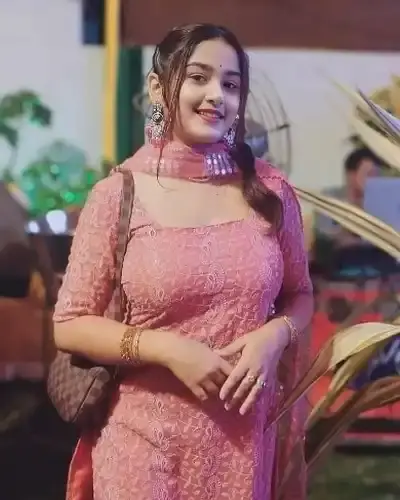 Call Girls Malihabad Cash On Delivery